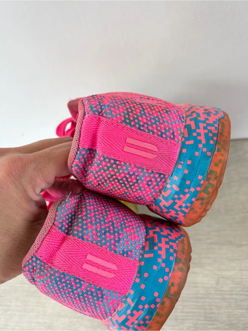 NOBULL Neon Pink Glitch Trainers Superfabric Women 8.5 Sneakers